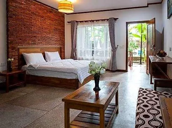 Lucky Private Boutique Pool Hotel 4*